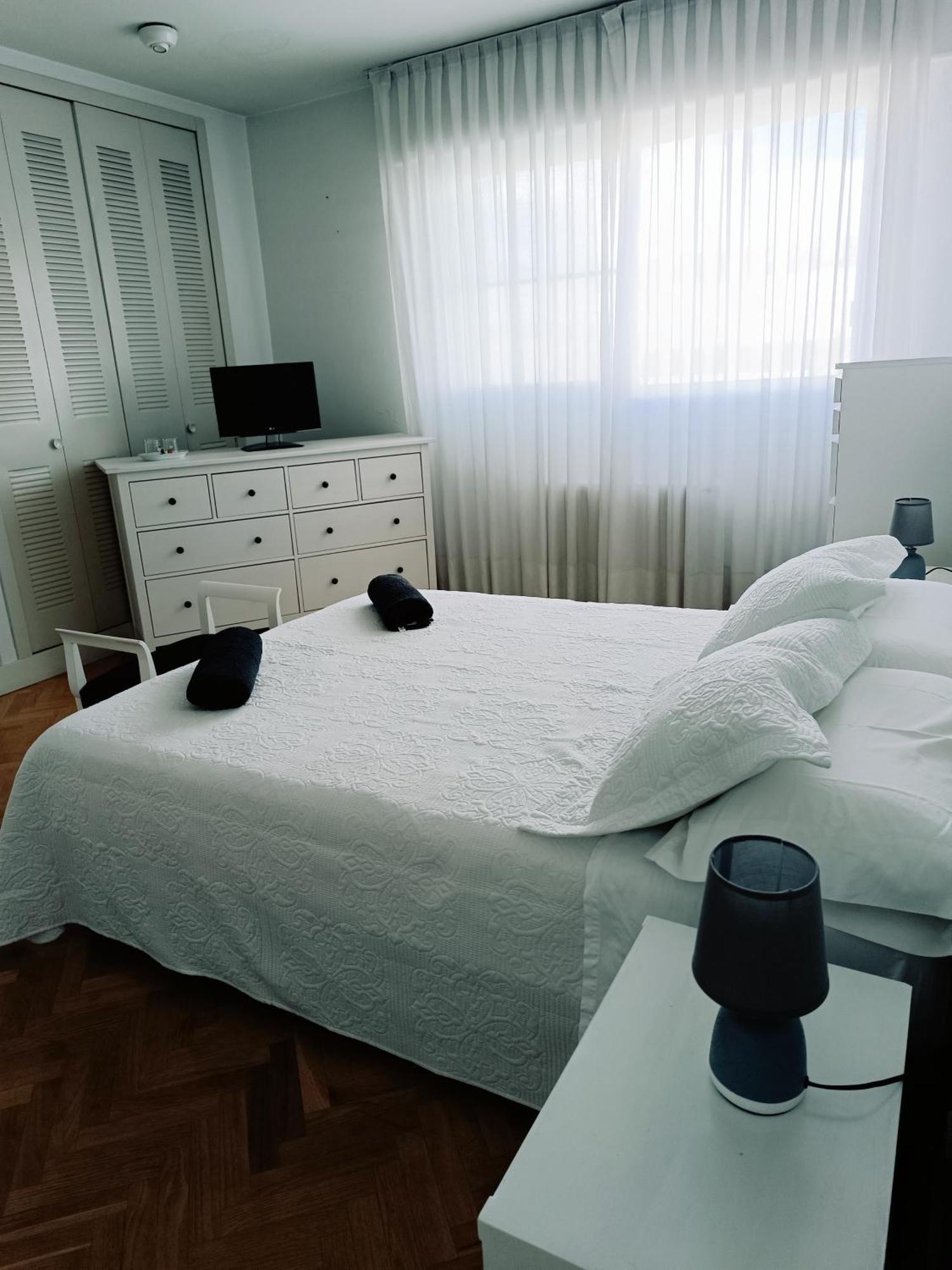 Casa De Mirtha Apartment มาดริด ภายนอก รูปภาพ